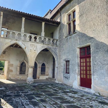Chateau De Cibioux Surin  Εξωτερικό φωτογραφία